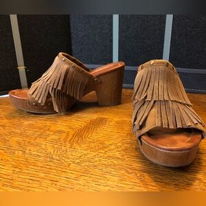 UNIONBAY Tan Mules with Fringe and Block Heel